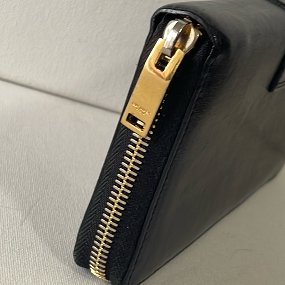 YSL Saint Laurent Paris Long Wallet Round Zipper - Picture 4 of 8